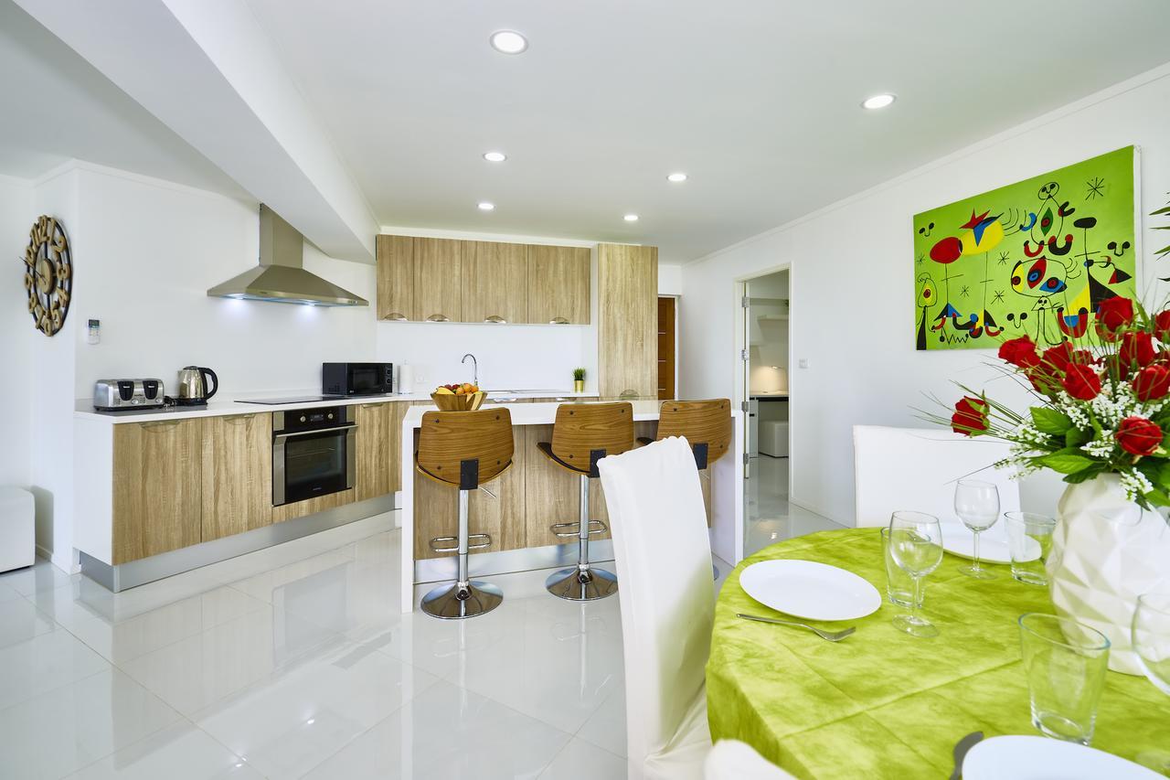 Luxurious Apartment On Jomtien Beach Road Praia de Jomtien Exterior foto