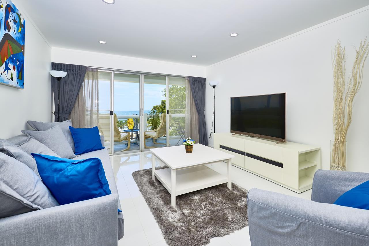 Luxurious Apartment On Jomtien Beach Road Praia de Jomtien Exterior foto