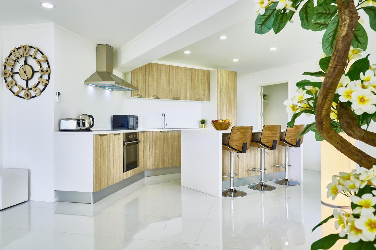 Luxurious Apartment On Jomtien Beach Road Praia de Jomtien Exterior foto
